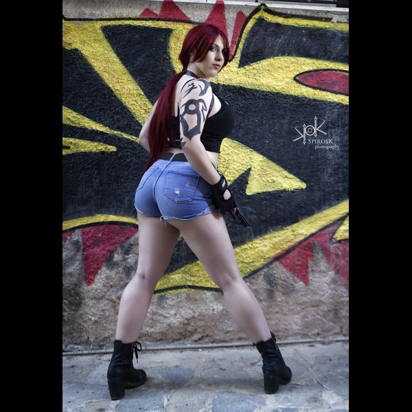 Yvaine Dazzling as Revy