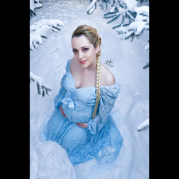 Pregnant Elsa (2024)