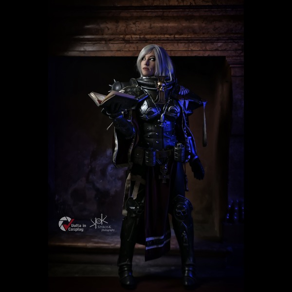 Piece Of Cake Cosplay's Sister Of Battle